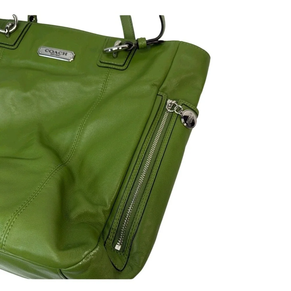 Coach Gallery Tote Green Leather Shoulder Bag F19456 Silver Hardware - Picture 6 of 7
